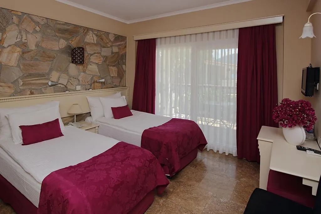 Sina Hotel (Adults Only) トルバ