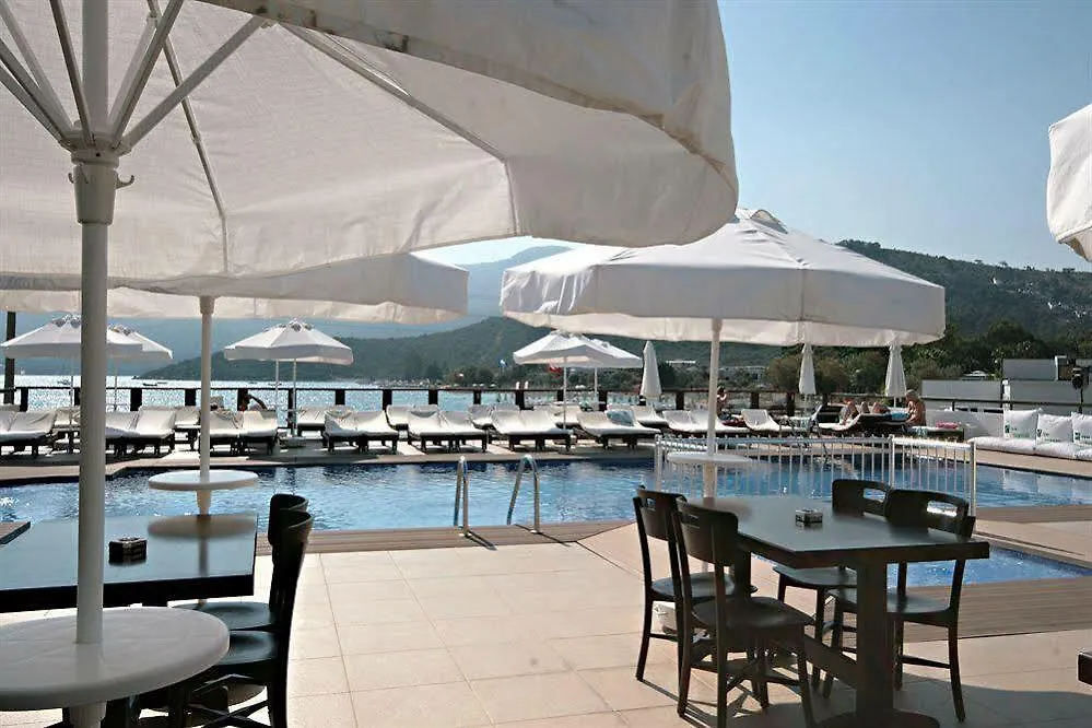 Sina Hotel (Adults Only) トルバ